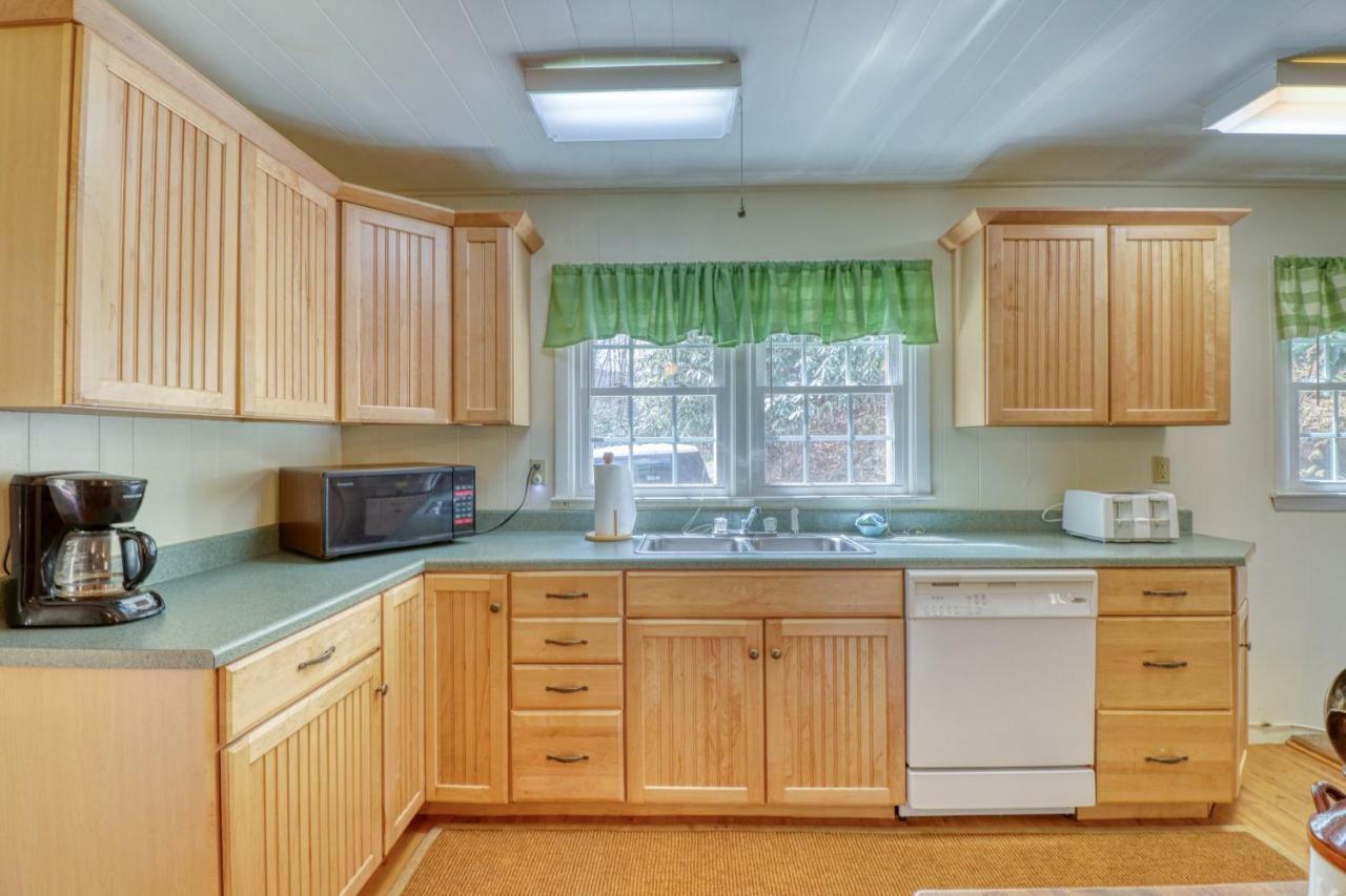 1 Bed 1 Bath Vacation Home In Sylva Exterior foto