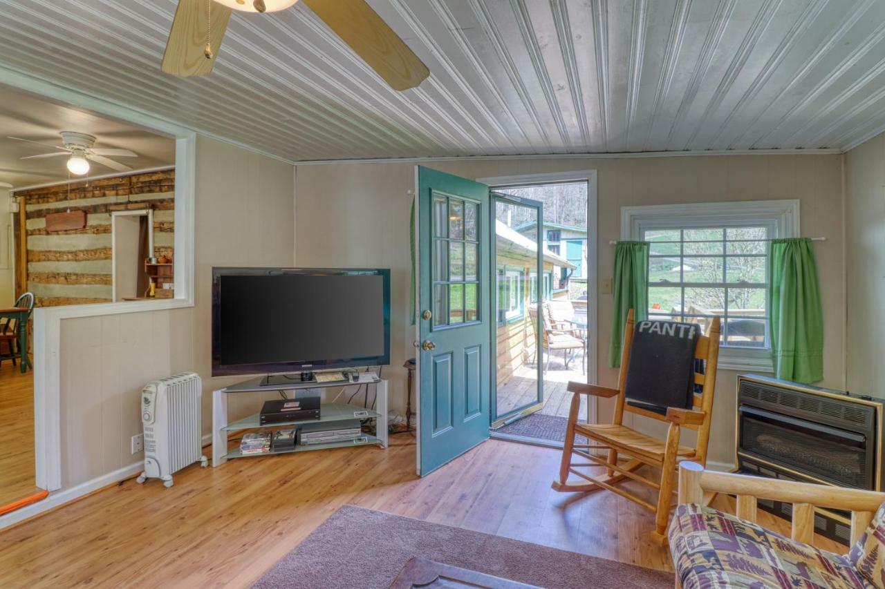 1 Bed 1 Bath Vacation Home In Sylva Exterior foto