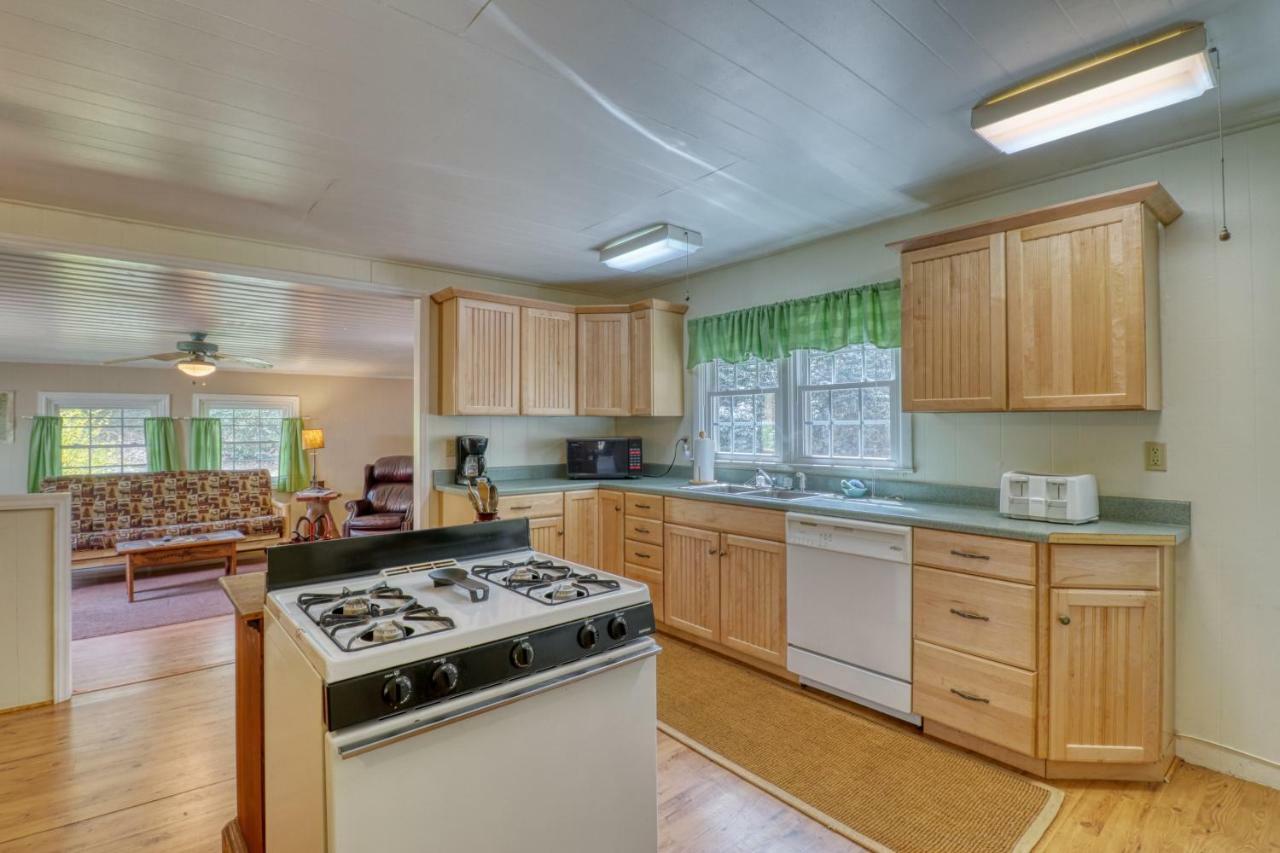 1 Bed 1 Bath Vacation Home In Sylva Exterior foto